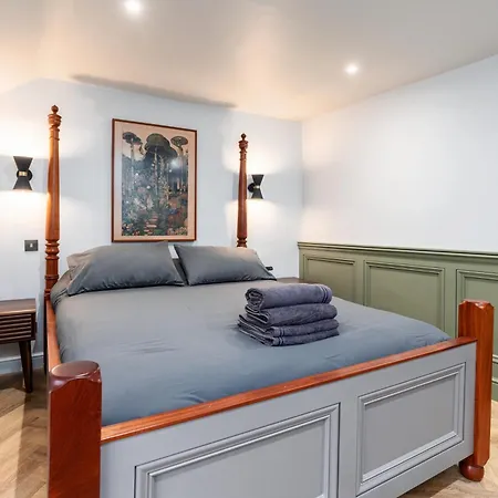 5-star - House With Secure Parking Hébergement de vacances *
